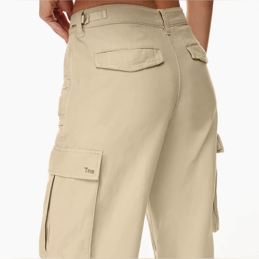 Aritzia TNA Surplus Division Supply Cargo Pants in beige, size 4 - Picture 5 of 15